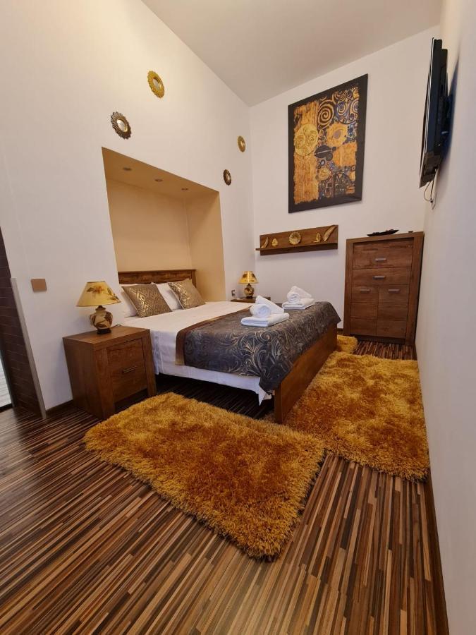 City Home บูคาเรสต์ ภายนอก รูปภาพ